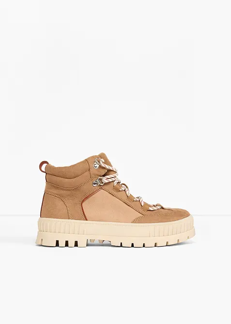 Schnürboots mit Profilsohle in braun - bonprix