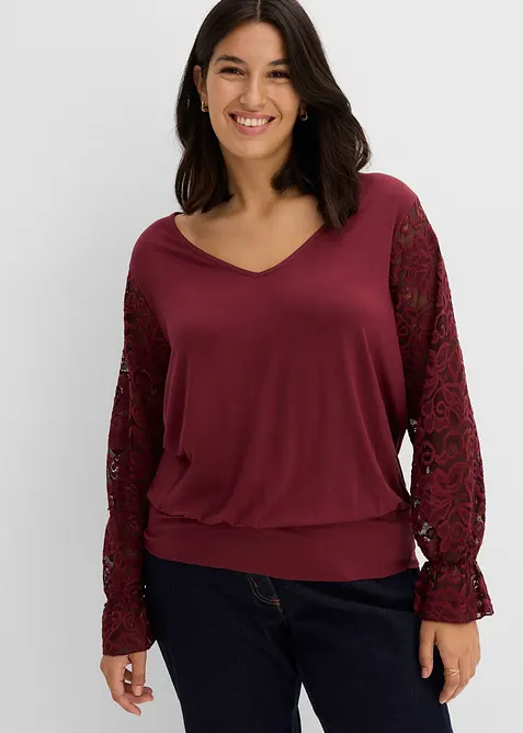 Langarmshirt mit Spitze in rot von vorne (im Anschnitt) - bonprix