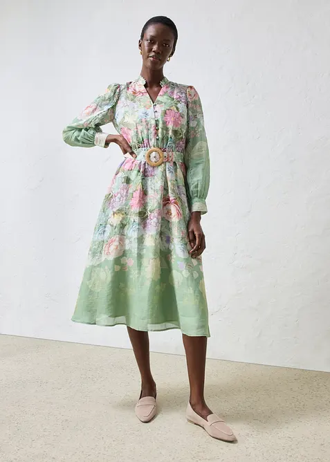 Midikleid aus Ramie (2 tlg.Set mit Gürtel) in grün von vorne (Totalaufnahme) - bonprix
