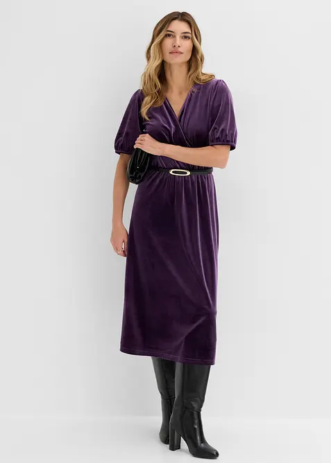 Midikleid aus softem Samt in lila im Look von vorne (Totalaufnahme) - bonprix