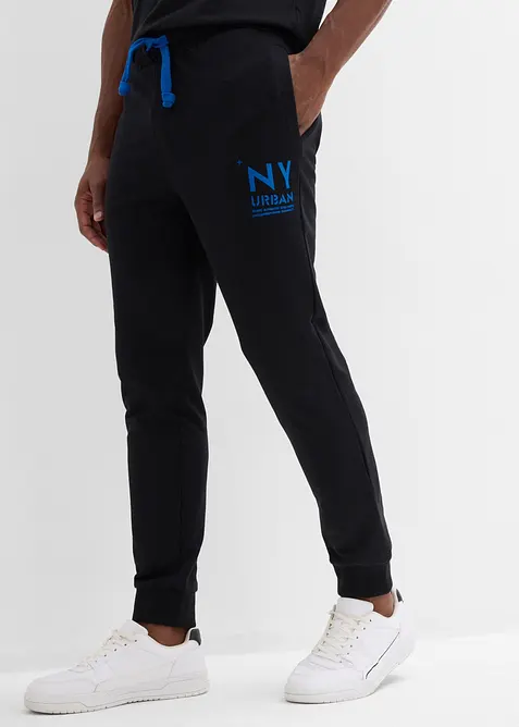 Jogginghose mit Kontrastdetails in schwarz von vorne - bonprix