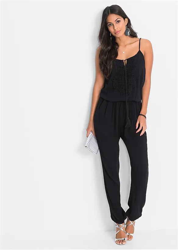 Jumpsuit aus strukturierter Viskose in schwarz von vorne (Totalaufnahme) - bonprix Jumpsuit aus strukturierter Viskose in schwarz von vorne (Totalaufnahme) - bonprix
