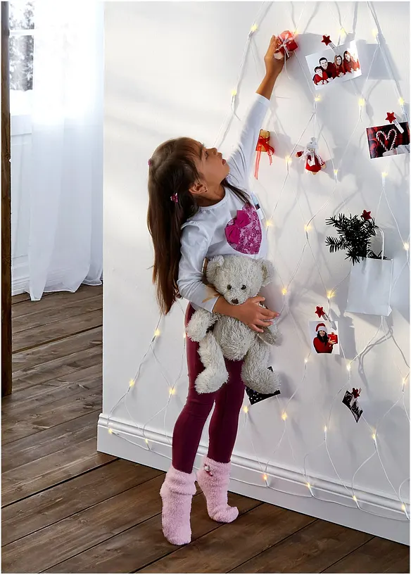 LED-Wanddeko in Tannenbaum-Design in weiß (Ambiente) - bonprix LED-Wanddeko in Tannenbaum-Design in weiß (Ambiente) - bonprix