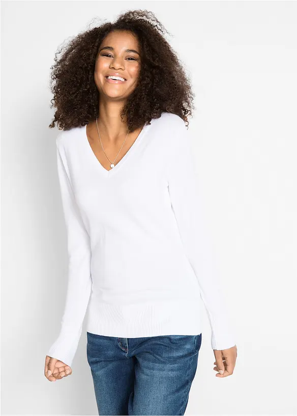 Feinstrickpullover in weiß von vorne (im Anschnitt) - bonprix