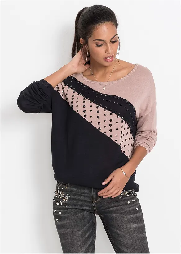 Longpullover mit Applikation in schwarz von vorne (im Anschnitt) - bonprix