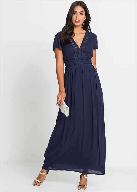 Sommer-Maxikleid mit Spitze in blau im Look von vorne (Totalaufnahme) - bonprix
