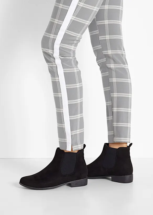 Chelsea-Boots in schwarz - bonprix Chelsea-Boots in schwarz - bonprix