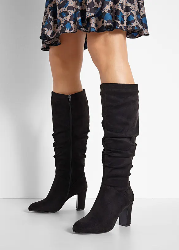 Stiefel mit Raffung in schwarz - bonprix