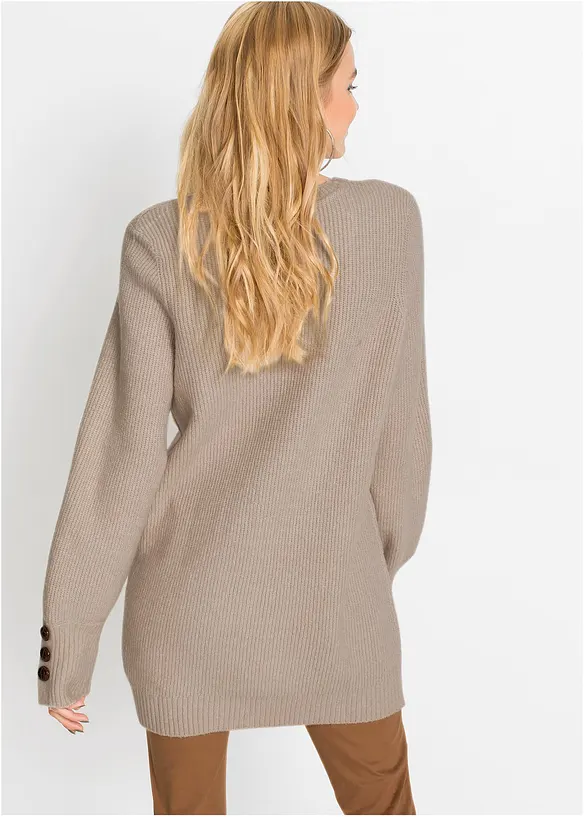 Longpullover mit Knöpfen in beige von hinten (im Anschnitt) - bonprix