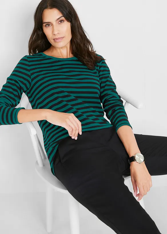 Langarmshirt mit reiner Bio-Baumwolle in schwarz von vorne (im Anschnitt) - bonprix