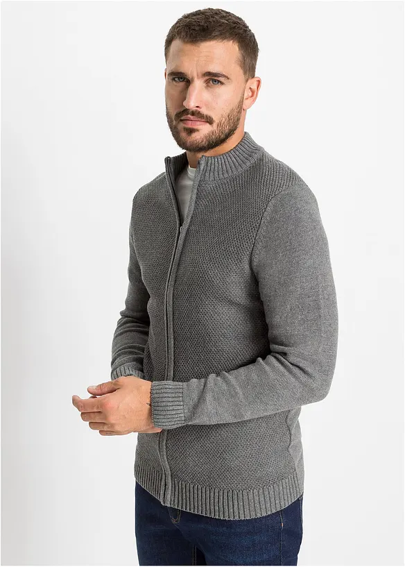 Feinstrickjacke aus reiner Baumwolle in grau von vorne (im Anschnitt) - bonprix