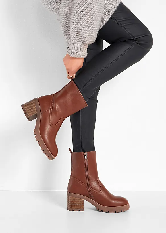 Boot in braun - bonprix