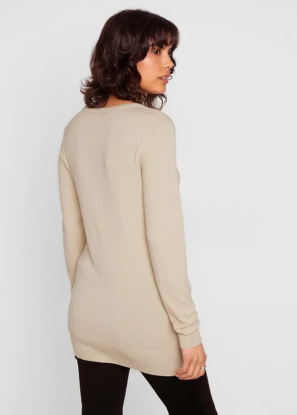 Feinstrick Longpullover mit V-Ausschnitt in beige von hinten (im Anschnitt) - bonprix
