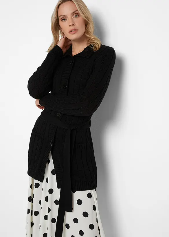 Longstrickjacke aus reiner Baumwolle in schwarz von vorne (im Anschnitt) - bonprix