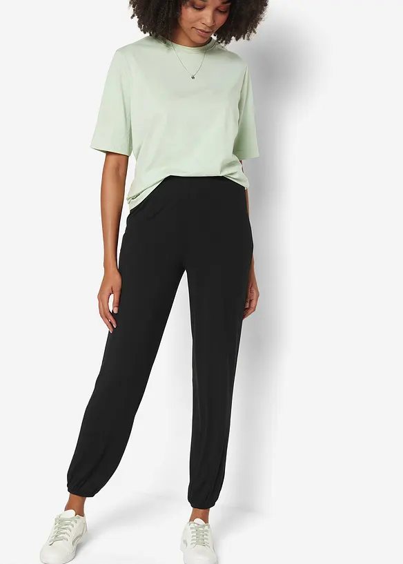 Jersey-Hose aus Viskose-Mix in schwarz von vorne - bonprix Jersey-Hose aus Viskose-Mix in schwarz von vorne - bonprix