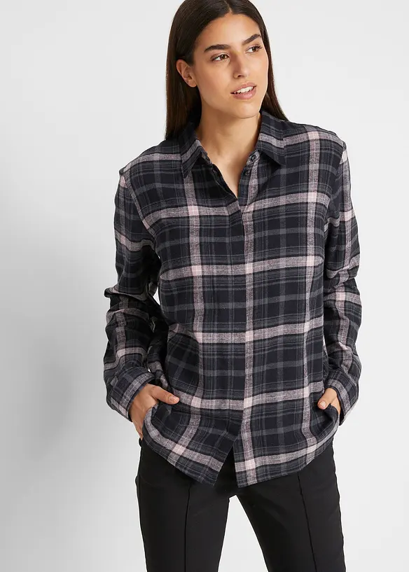 Flanellhemd aus reiner Baumwolle in schwarz von vorne (im Anschnitt) - bonprix Flanellhemd aus reiner Baumwolle in schwarz von vorne (im Anschnitt) - bonprix
