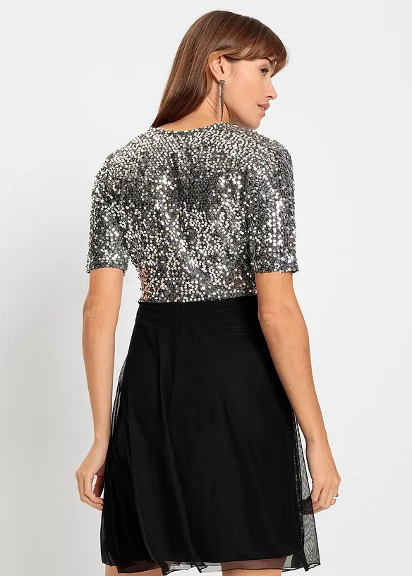 Minikleid mit Pailletten-Oberteil in Wickeloptik in silber von hinten (Totalaufnahme) - bonprix