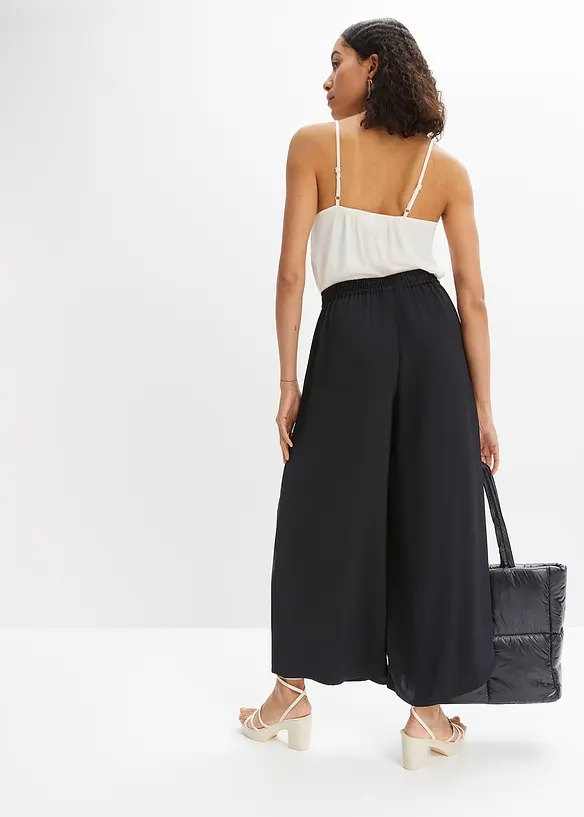 Culotte aus fließendem Satin in schwarz von hinten - bonprix