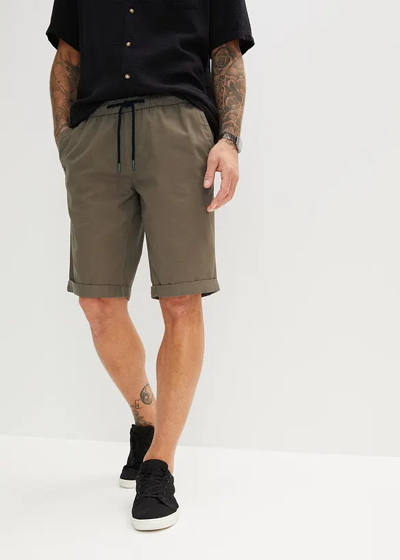 Schlupf-Bermuda aus reiner Baumwolle in Regular Fit in grün von vorne - bonprix