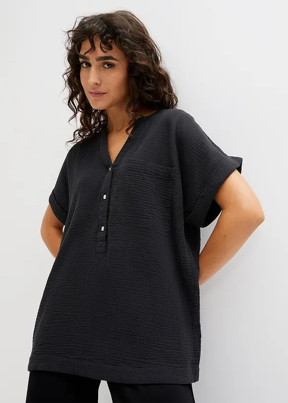 Musselin-Kurzarmbluse aus reiner Baumwolle in schwarz von vorne (im Anschnitt) - bonprix Musselin-Kurzarmbluse aus reiner Baumwolle in schwarz von vorne (im Anschnitt) - bonprix