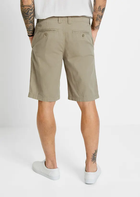 Chino-Bermuda aus Baumwolle in Regular-Fit in grün von hinten - bonprix