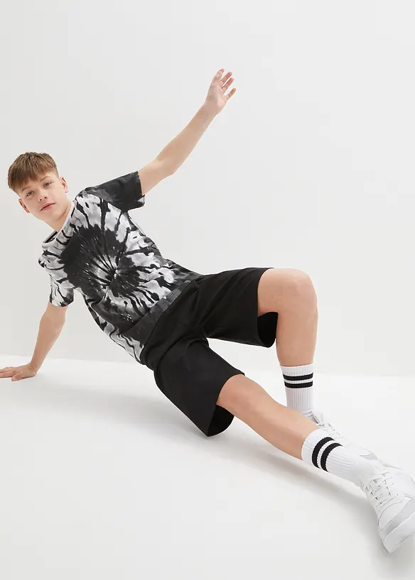 T-Shirt und Jersey-Bermuda (2-tlg.Set) in schwarz von vorne (Totalaufnahme) - bonprix