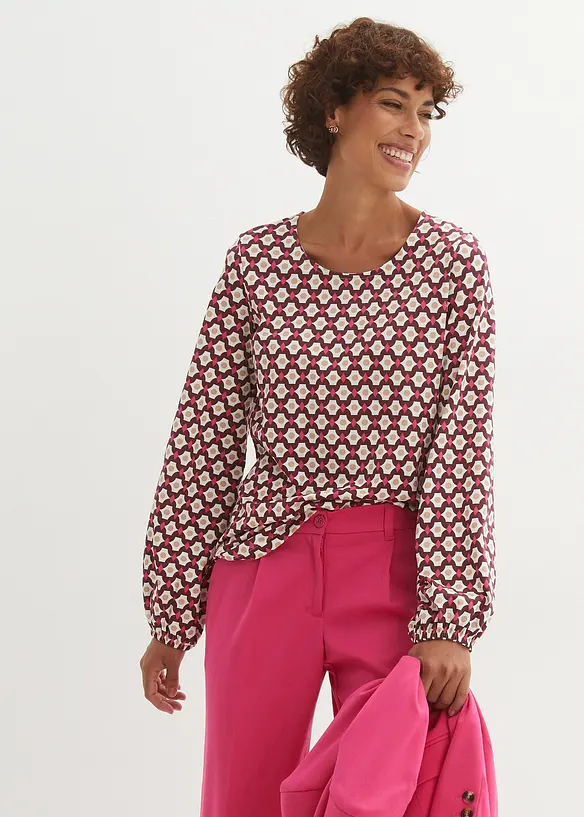 Langarmshirt in weiß von vorne (im Anschnitt) - bonprix