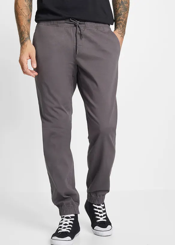 Relaxed Fit Chino-Schlupfhose, Straight in grau von vorne - bonprix