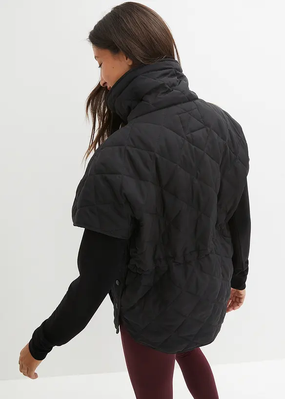 Wasserabweisende Oversize-Steppweste in schwarz von hinten (im Anschnitt) - bonprix