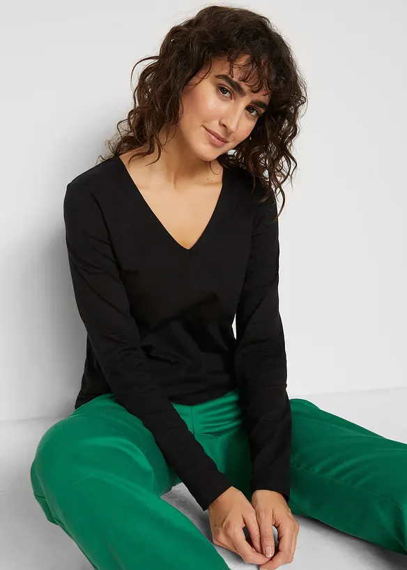 Langarmshirt mit reiner Bio-Baumwolle in schwarz von vorne (im Anschnitt) - bonprix Langarmshirt mit reiner Bio-Baumwolle in schwarz von vorne (im Anschnitt) - bonprix