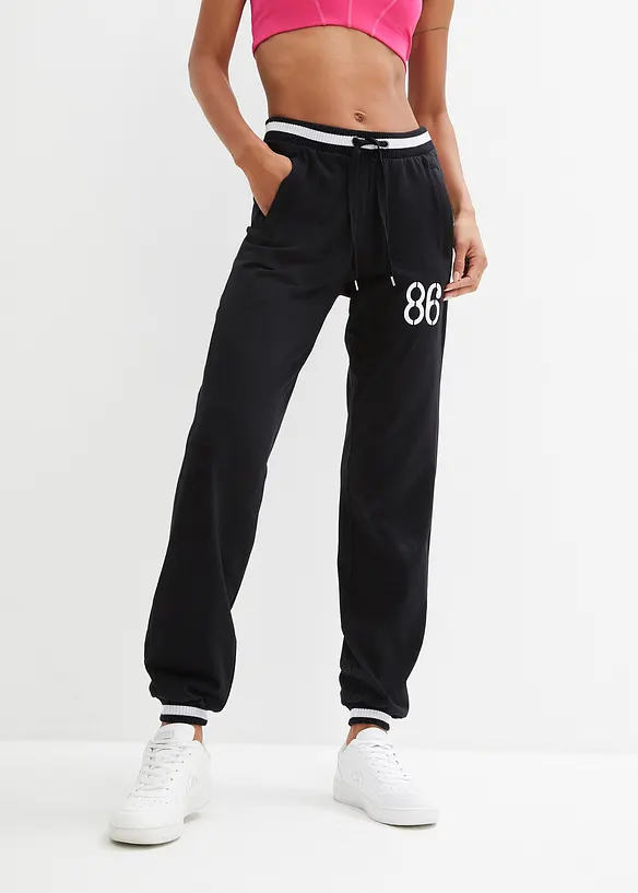 Sweathose aus elastischem Baumwoll-Mix in schwarz von vorne - bonprix Sweathose aus elastischem Baumwoll-Mix in schwarz von vorne - bonprix