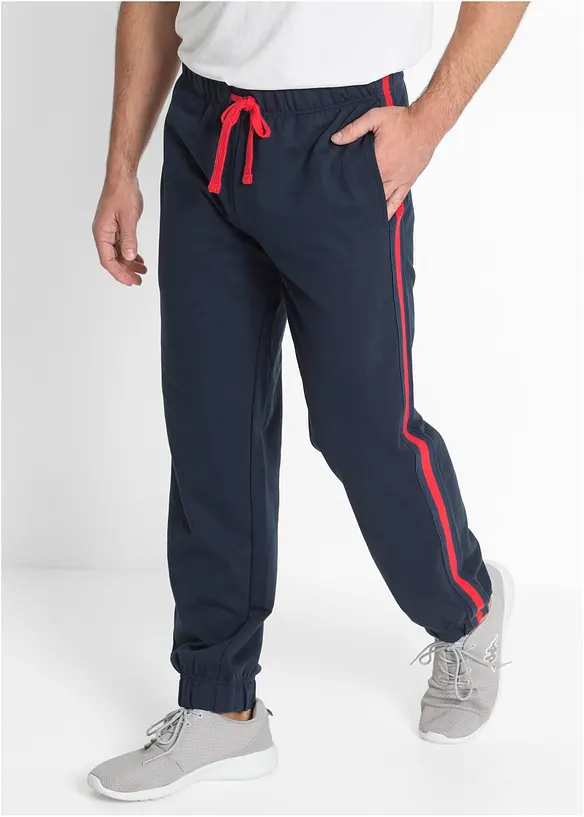 Jogginghose mit Kontrastdetails in blau von vorne - bonprix