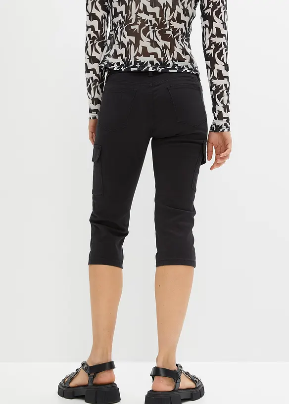 Capri-Hose aus elastischem Baumwoll-Mix in schwarz von hinten - bonprix