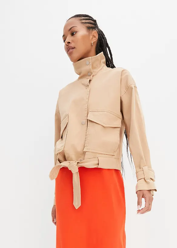 Oversized Twill-Jacke in beige von vorne (im Anschnitt) - bonprix