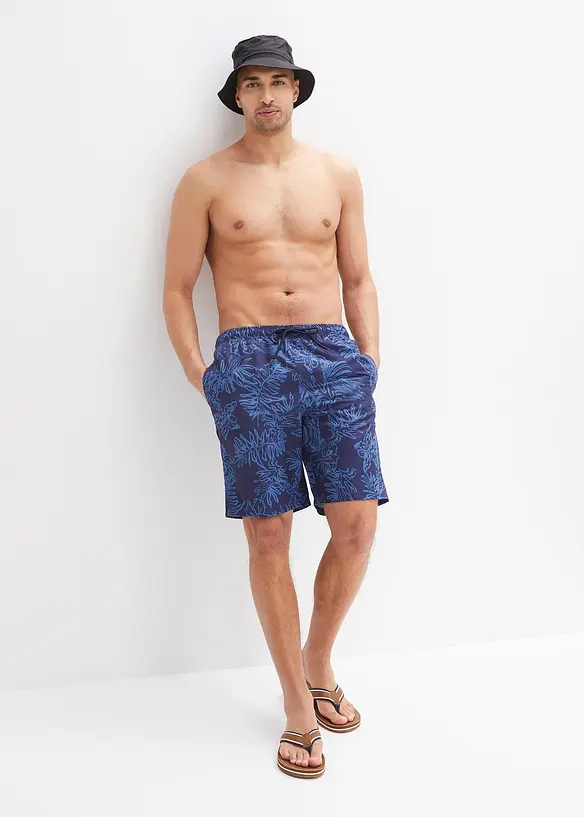 Badeshorts in blau von vorne (Totalaufnahme) - bonprix