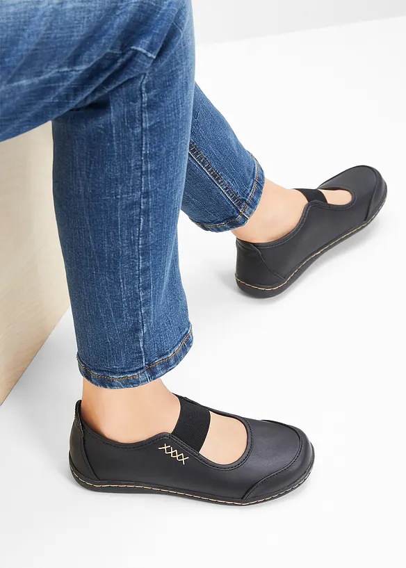 Mary-Janes in schwarz - bonprix