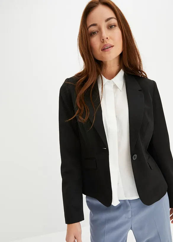 Kurzblazer mit Pattentaschen in schwarz von vorne (im Anschnitt) - bonprix Kurzblazer mit Pattentaschen in schwarz von vorne (im Anschnitt) - bonprix