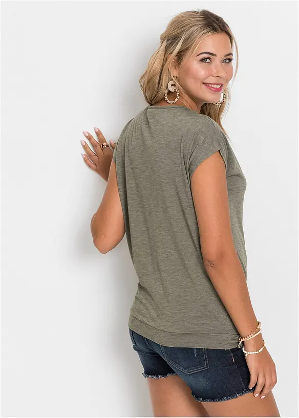 Shirt aus Viskose-Mix in grün von hinten (im Anschnitt) - bonprix