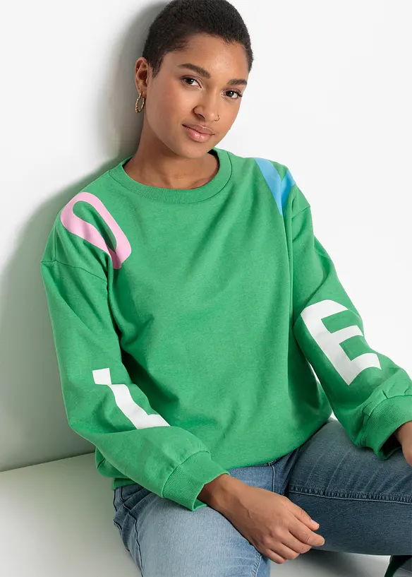 Oversize-Sweatshirt aus weichem Baumwoll-Mix in grün von vorne (im Anschnitt) - bonprix