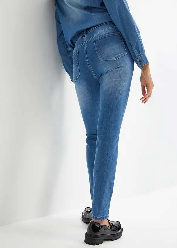 Jeggings in blau von hinten - bonprix