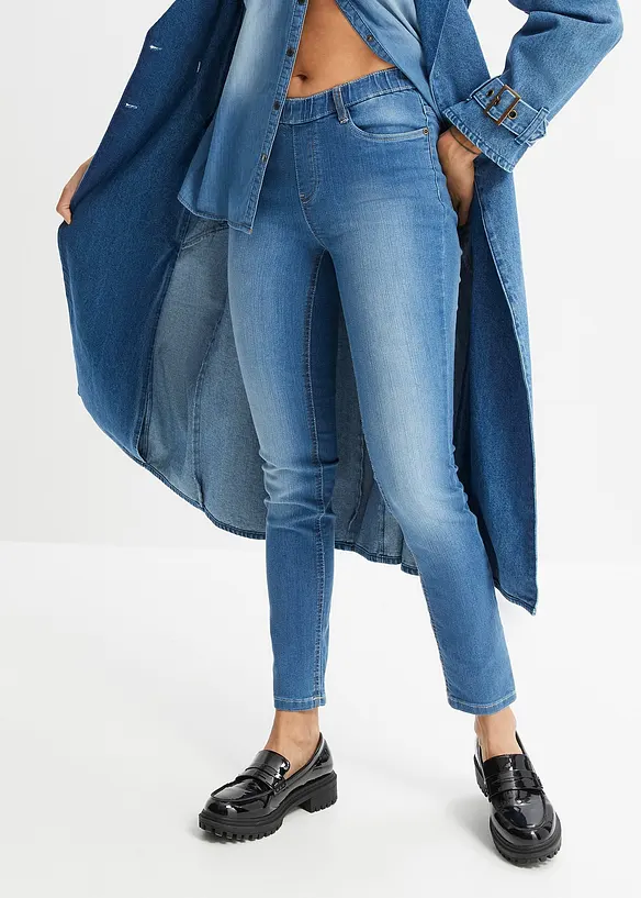 Jeggings in blau von vorne - bonprix
