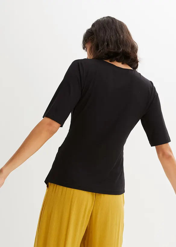 Shirt aus softem Viskose-Mix in schwarz von hinten (im Anschnitt) - bonprix