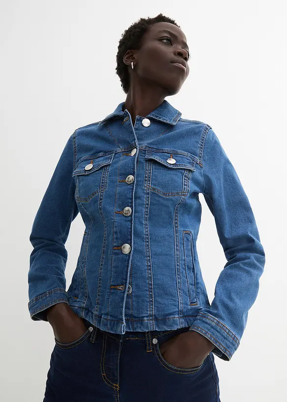 Jeansjacke in blau von vorne (im Anschnitt) - bonprix