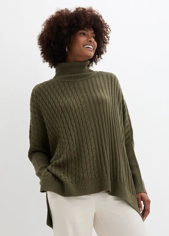 Oversize-Poncho Pullover in grün von vorne (im Anschnitt) - bonprix