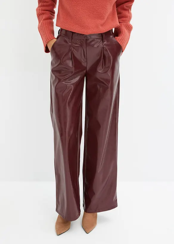 Lederimitat-Hose in rot von vorne - bonprix