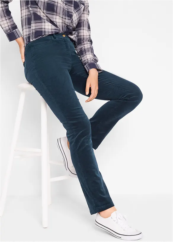 Cordhose aus Baumwoll-Mix in blau von vorne - bonprix