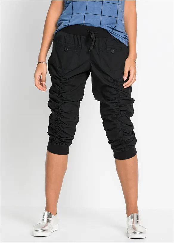 Bequeme Capri-Hose in schwarz von vorne - bonprix Bequeme Capri-Hose in schwarz von vorne - bonprix