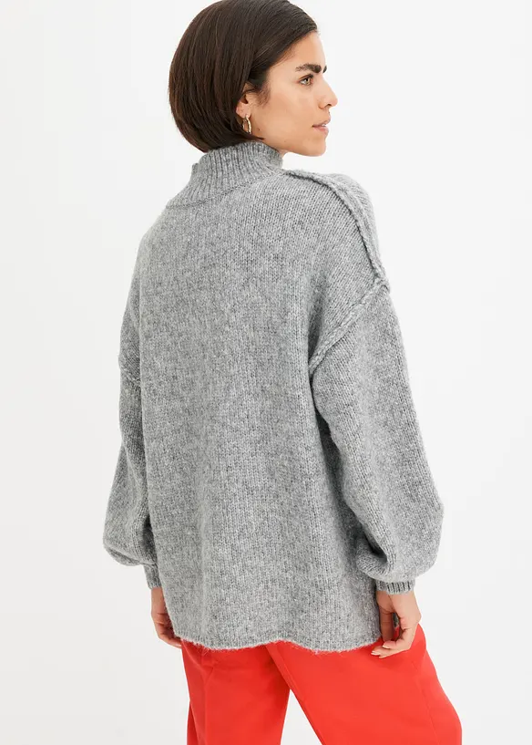 Grobstrick-Pullover in grau von hinten (im Anschnitt) - bonprix