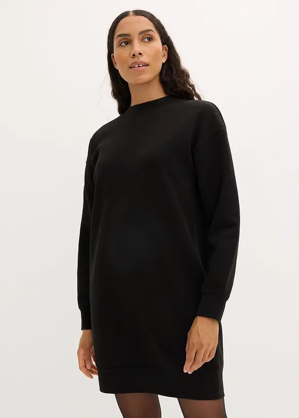Loose-Fit Sweatkleid in schwarz von vorne (Totalaufnahme) - bonprix