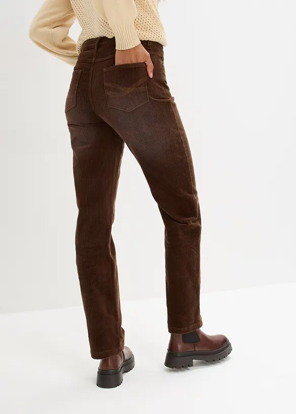 Cordhose aus elastischem Baumwoll-Mix in braun von hinten - bonprix